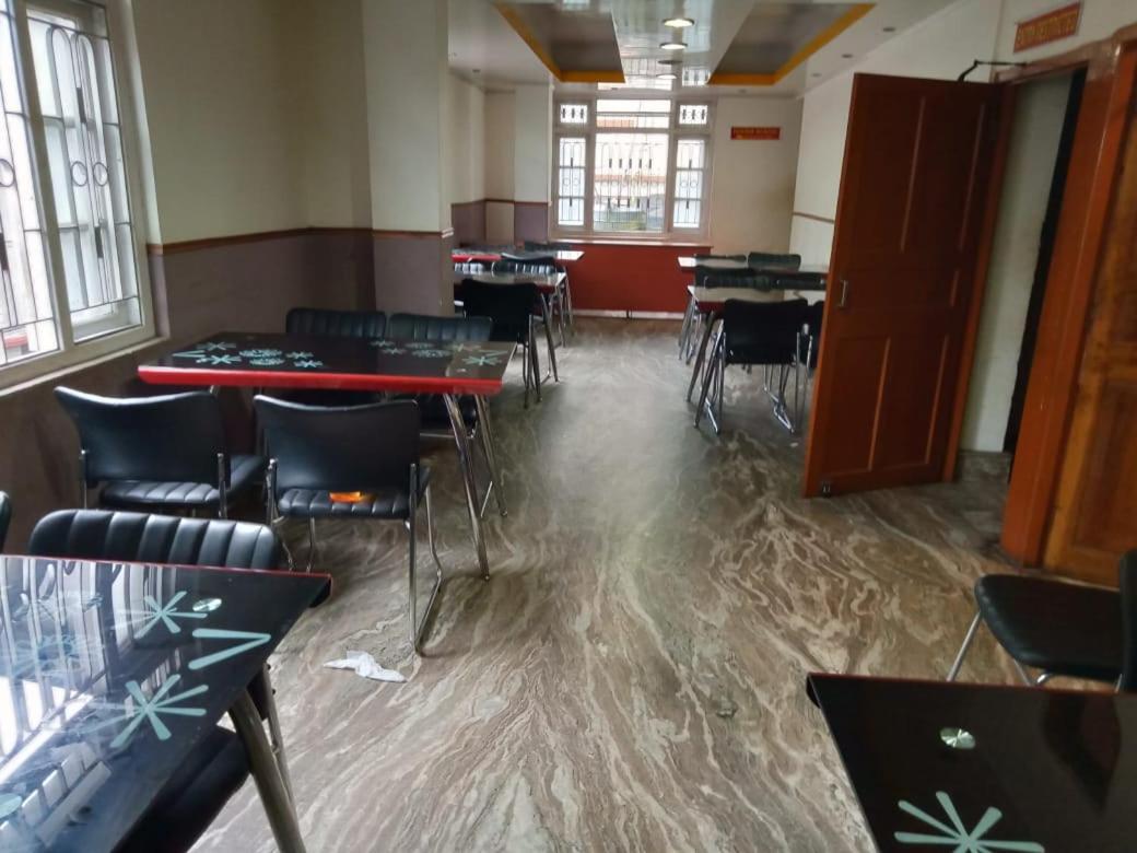 Bon Hotel Crystal Palace Gangtok Eksteriør bilde